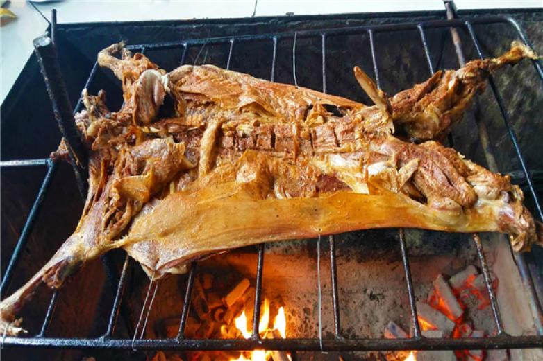 九妹流动烤全羊加盟