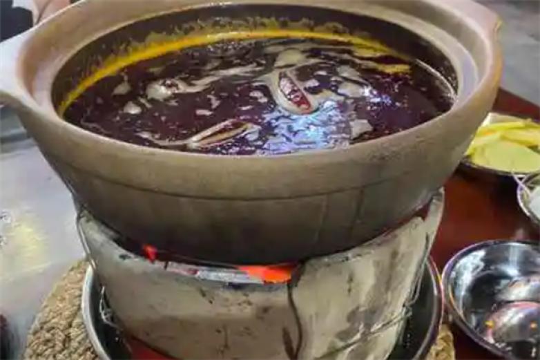 武汉石头老火锅加盟