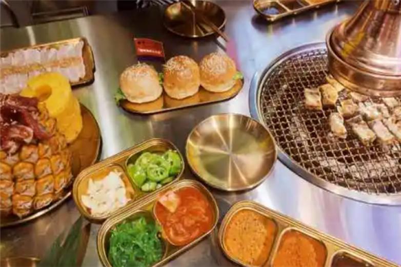 倔爷深夜街头烤肉加盟