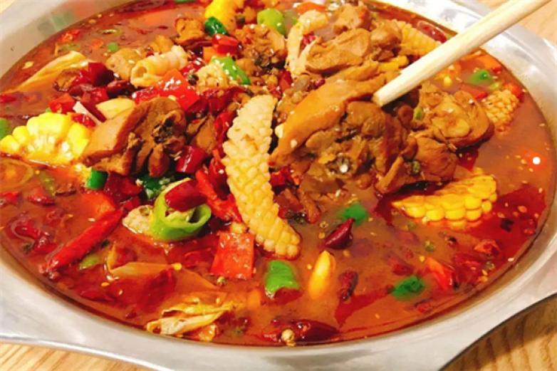 鱿鱼鸡火锅加盟