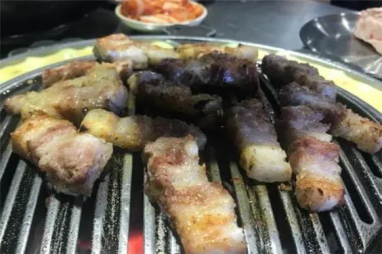 pan炭火烤肉加盟