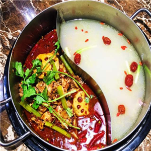 小鲤跃龙门老火锅