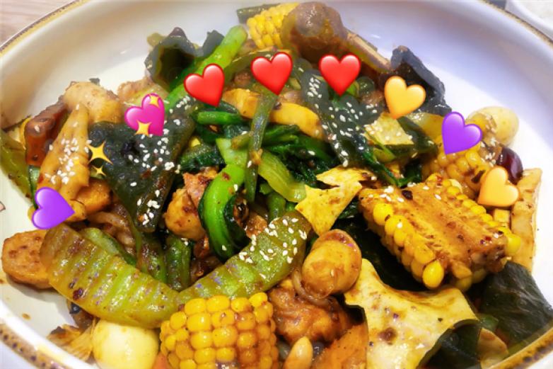 爱上麻辣香锅加盟