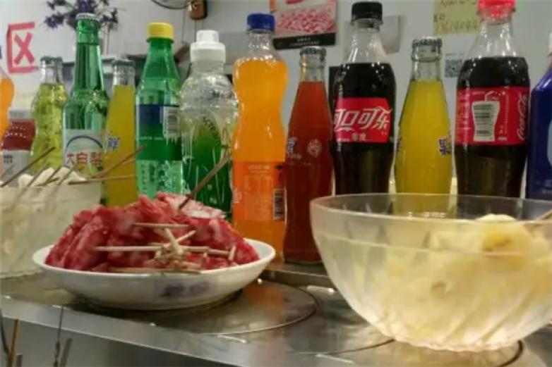 韩式宇娜旋转小火锅加盟