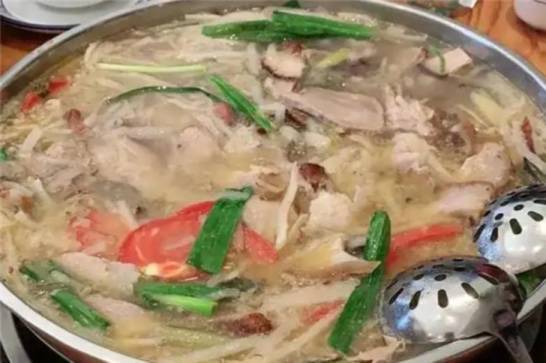 富源酸汤猪脚火锅加盟