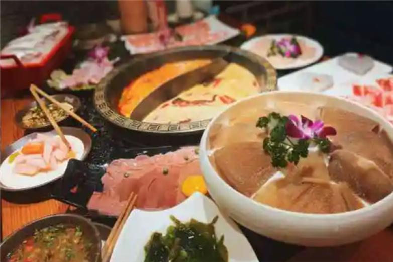 渝弘老火锅加盟