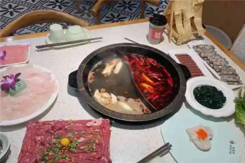 张德贵鲜货火锅加盟