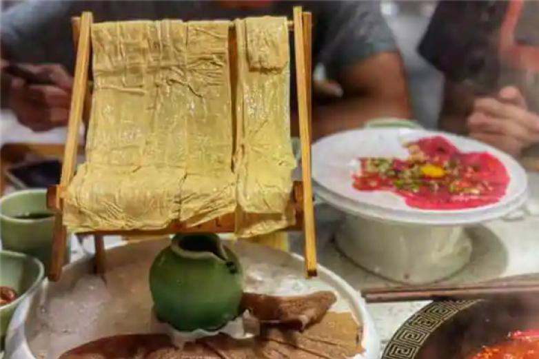 张德贵鲜货火锅加盟