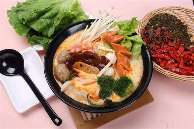 三心麻辣烫店加盟