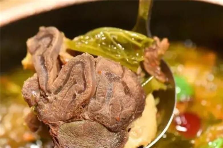 酸菜牛肉火锅加盟