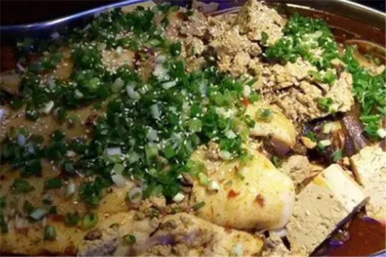 爱上鱼自助火锅加盟