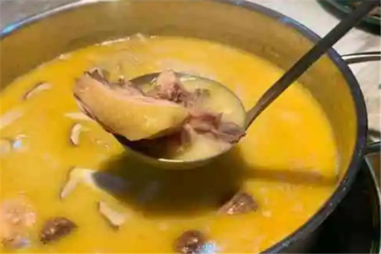 鼎凰花胶鸡海鲜火锅加盟