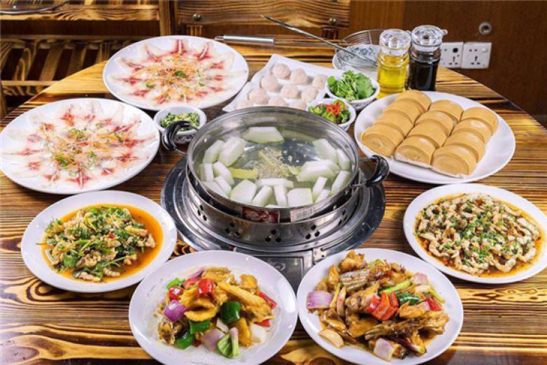 中山脆肉鲩火锅加盟