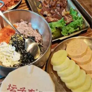 坛子李地摊烤肉