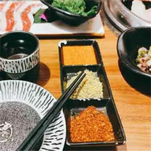 日之屋炭火烤肉