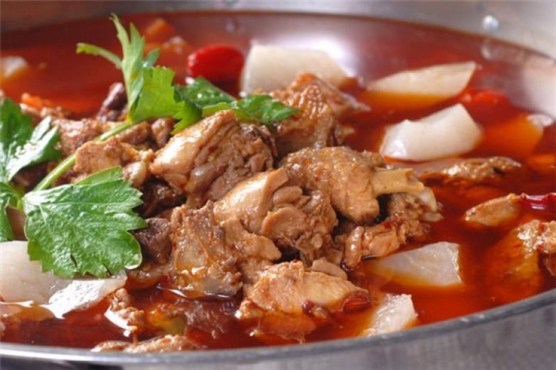 老汉烧鸡公火锅店加盟