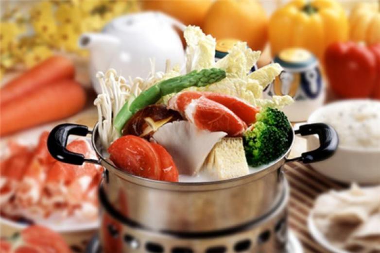 万客来旋转小火锅加盟