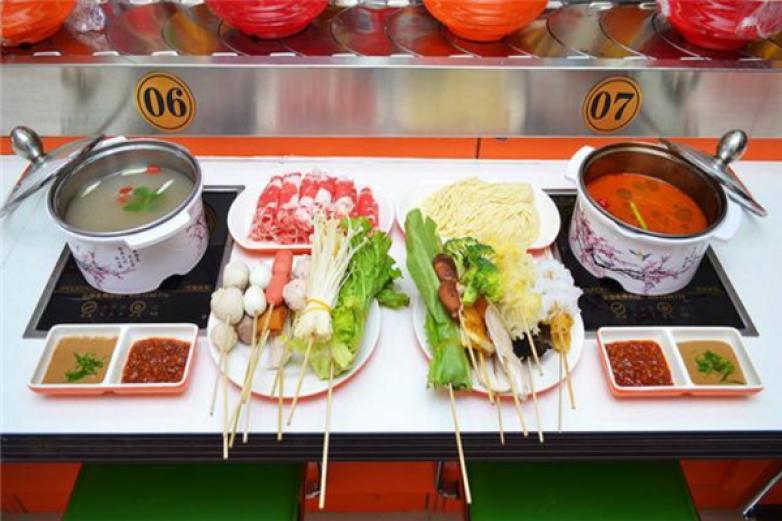 四季养生小火锅加盟