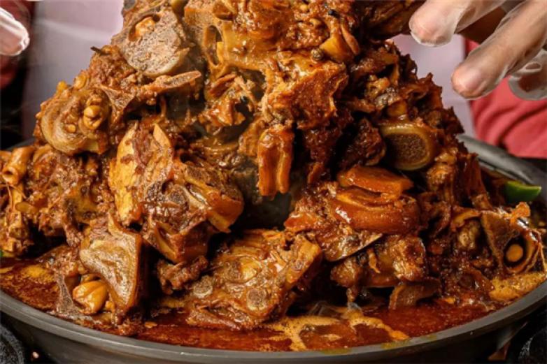 自助牛骨火锅加盟