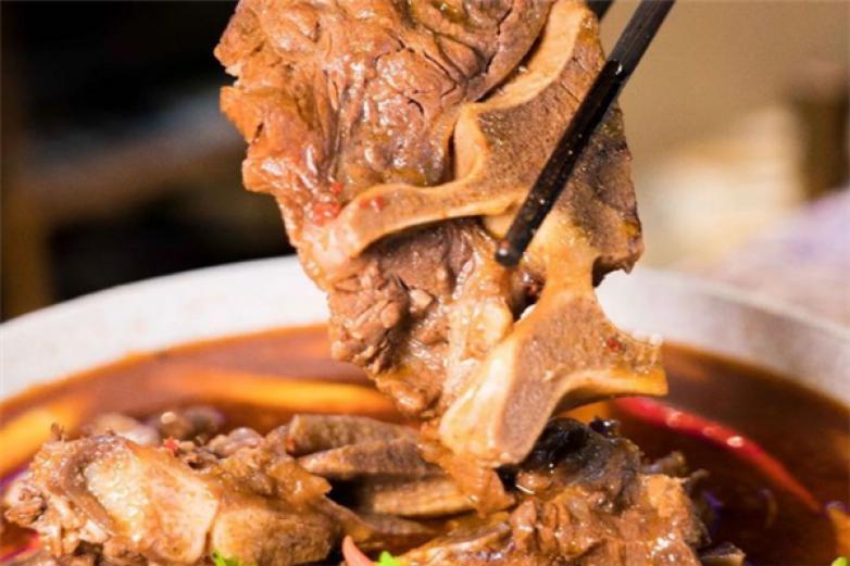 牛魔王牛骨头店加盟