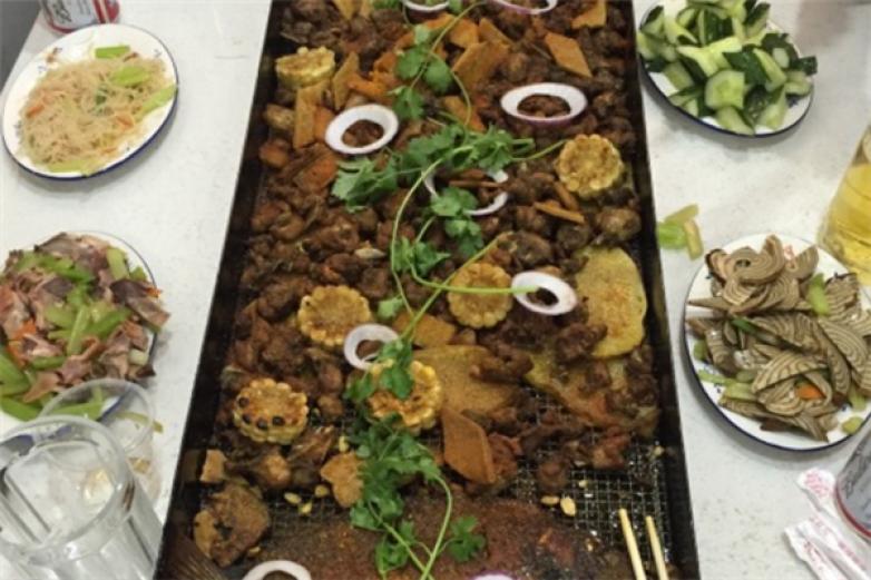 柴大叔土窑坑烤加盟