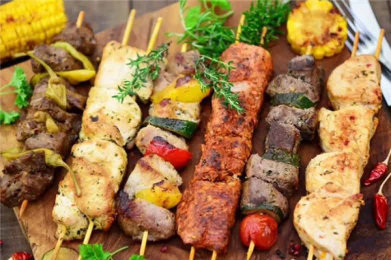 功夫怪兽烧烤加盟