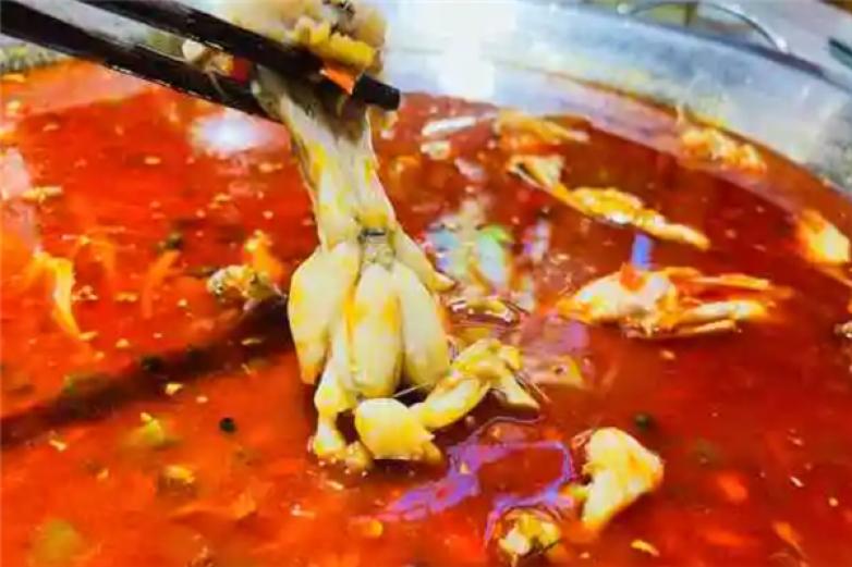 蜀家将鲜鱼鲜蛙火锅加盟