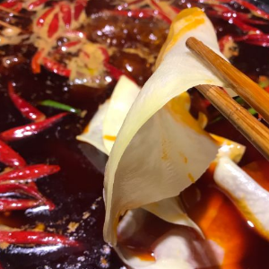 特色自助火锅店