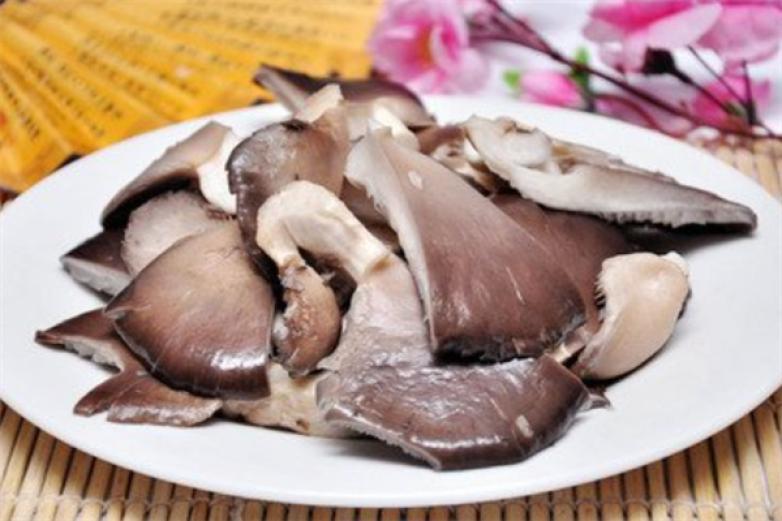 叽咕叽咕自助火锅加盟