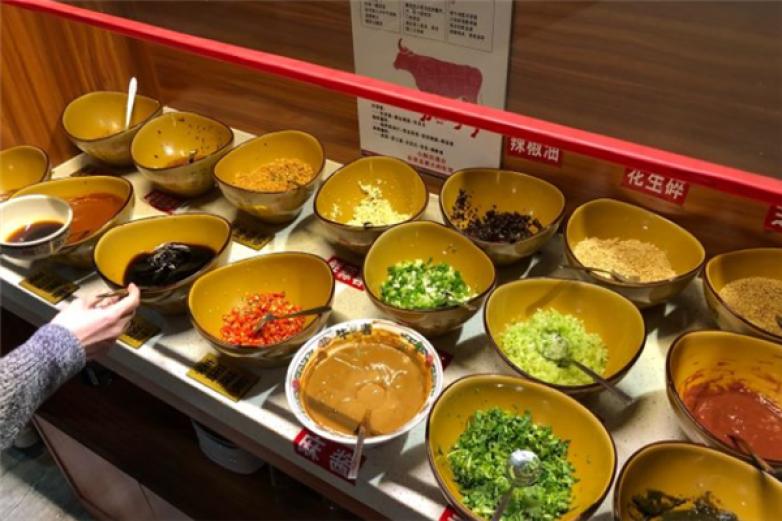 吴佳朋火锅店加盟