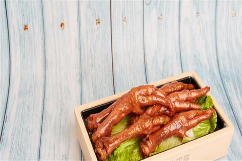 卤三疯卤炸火锅加盟