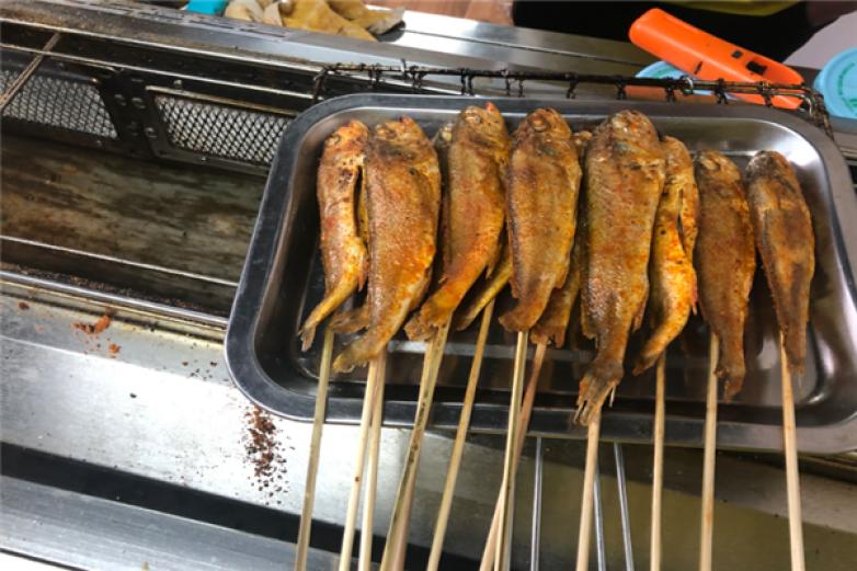 夜猫子烤小黄鱼加盟