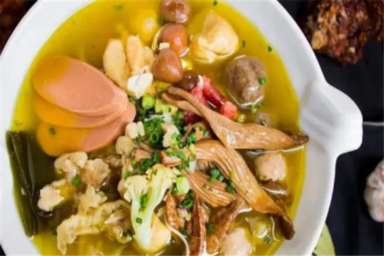 辣一坎卤味火锅冒菜加盟