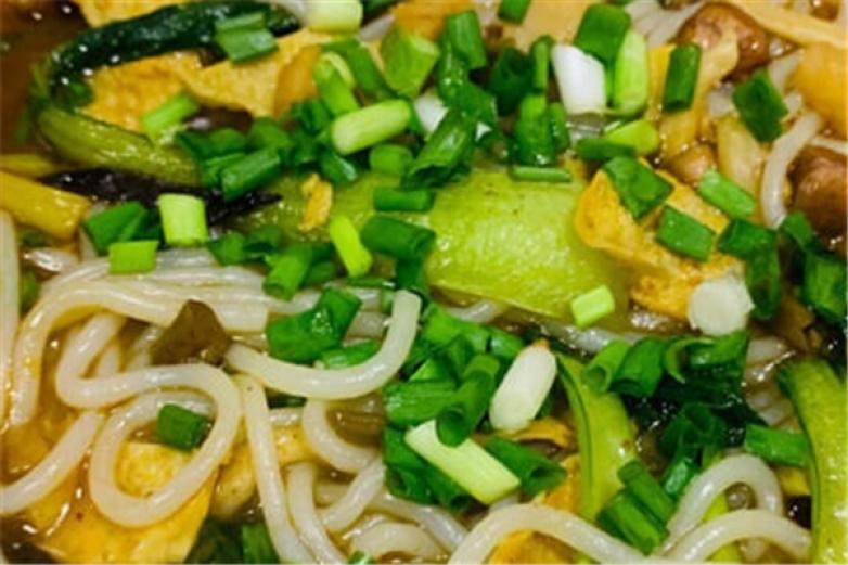 九仟捞螺蛳粉火锅加盟