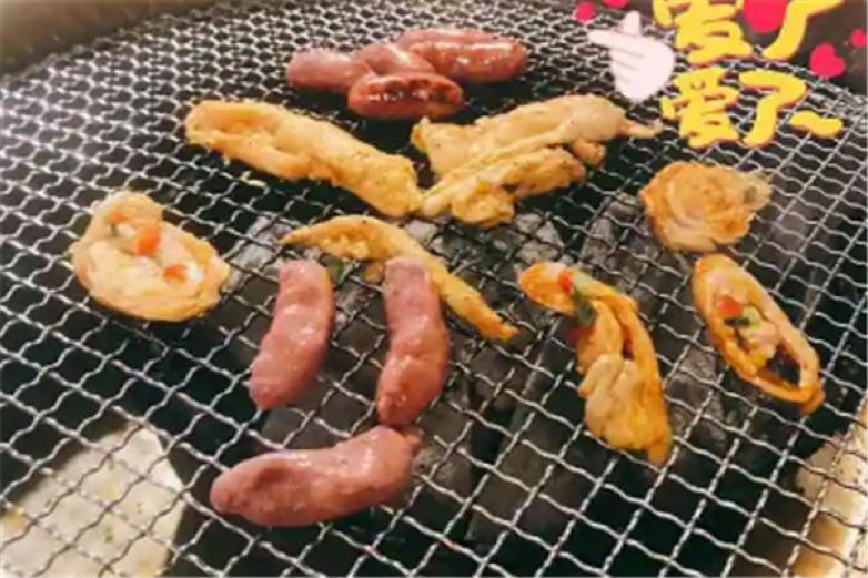 马路江湖炭火烤肉加盟