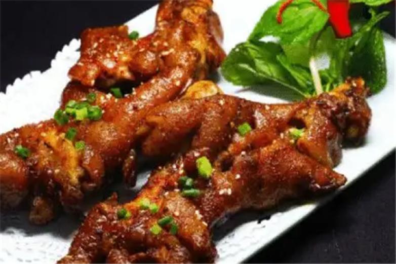 熊烤烤卤味烧烤加盟