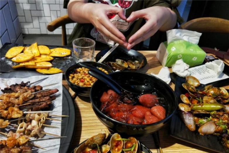 壹酒贰肉1926加盟