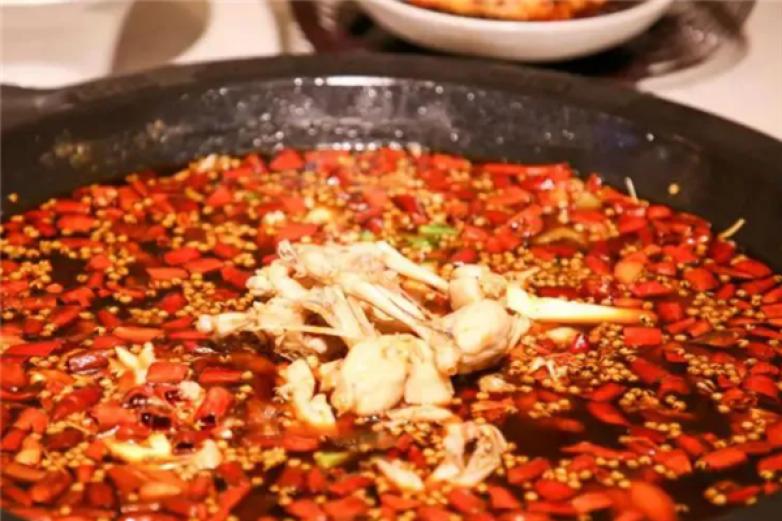 大江美蛙鱼火锅加盟