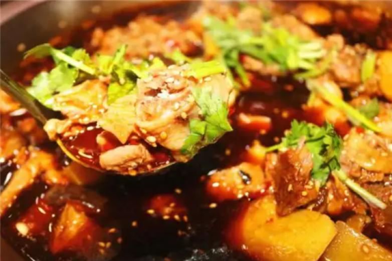 香椒凰火锅鸡加盟