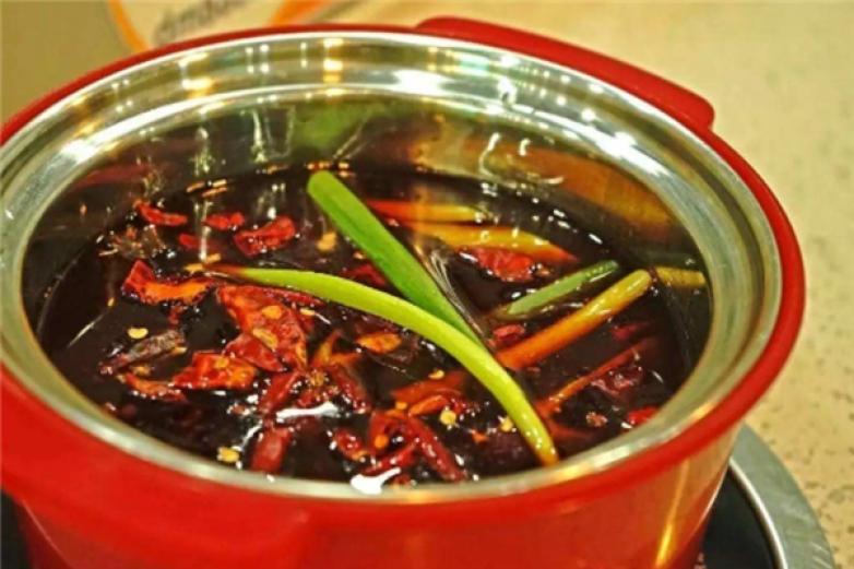 小姐姐一元小火锅店加盟