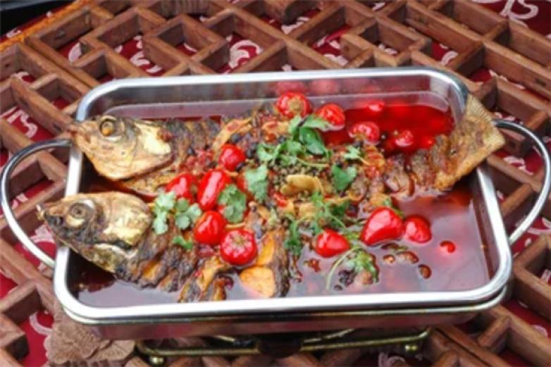 晶晶烤鱼重庆火锅加盟