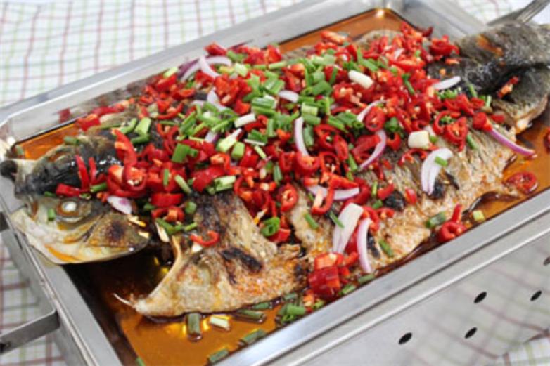 晶晶烤鱼重庆火锅加盟