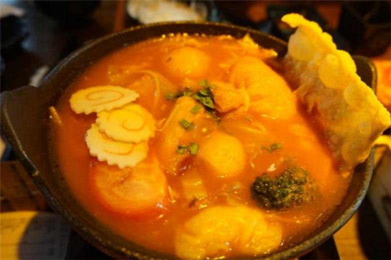 川味台式火锅加盟