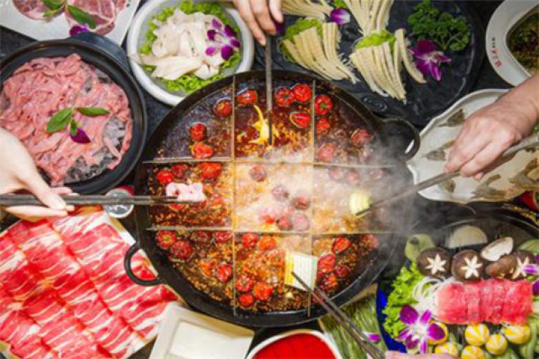 弘桥老火锅加盟