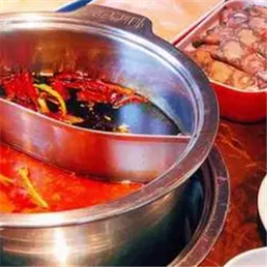 桃满观串串香火锅