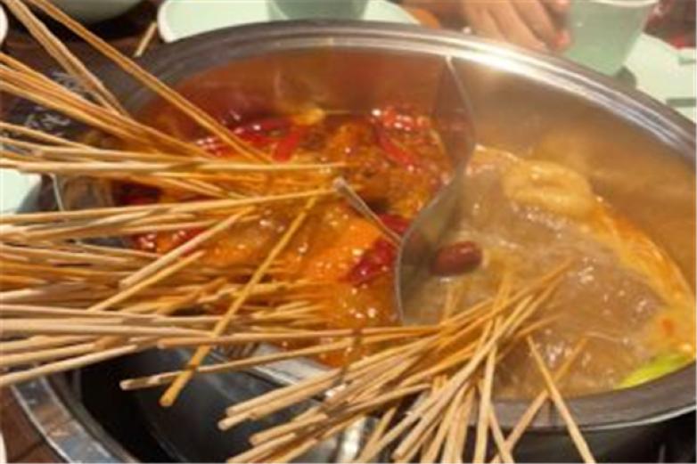 桃满观串串香火锅加盟
