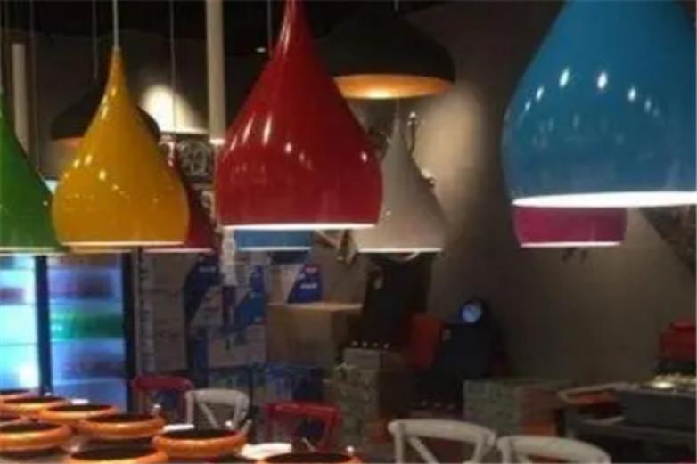 涮响自助回转火锅加盟