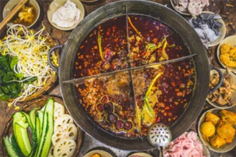 山城十七门重庆老火锅加盟