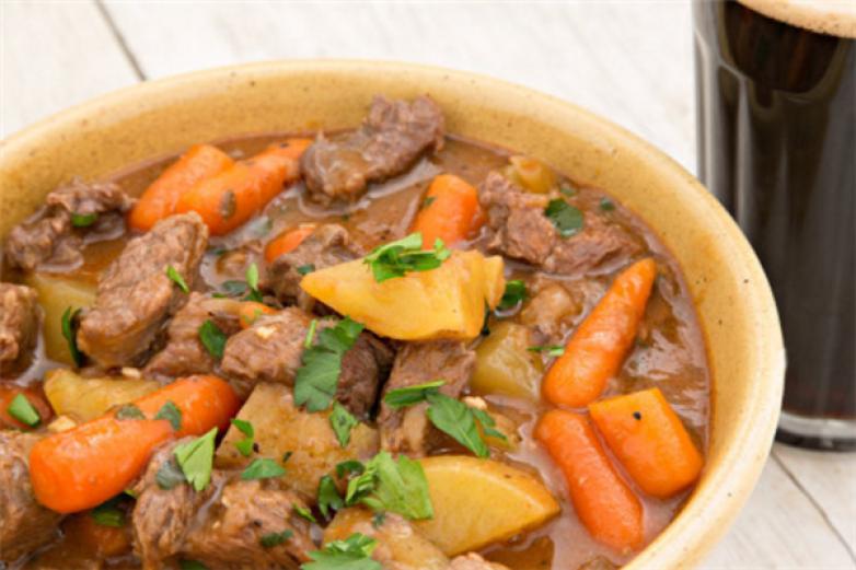 仝囍牛腩四季火锅加盟