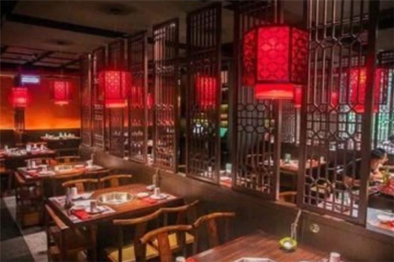 左右渝缘老火锅加盟